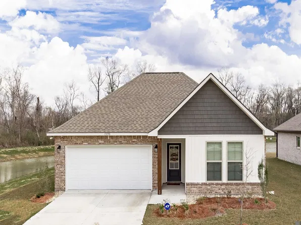 13190 Ducks Landing St, Gonzales, LA 70737