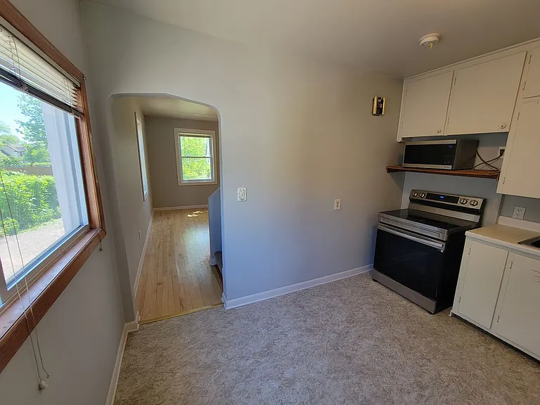 4007 W 5th St — Photo 5