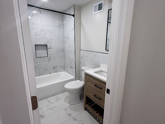 3rd image of 57-59 Ashland Ave #1