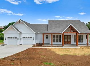 6184 Morganton Rd, Greenback, TN 37742