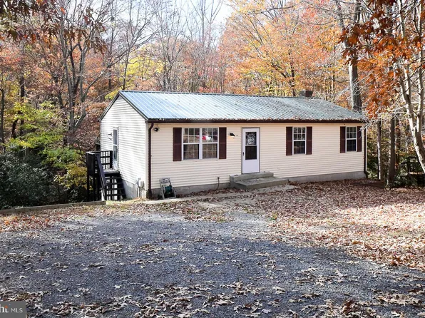 304 Fantail Ct, Lusby, MD 20657