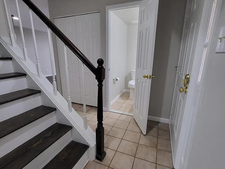 1006 Worthington Dr — Photo 4