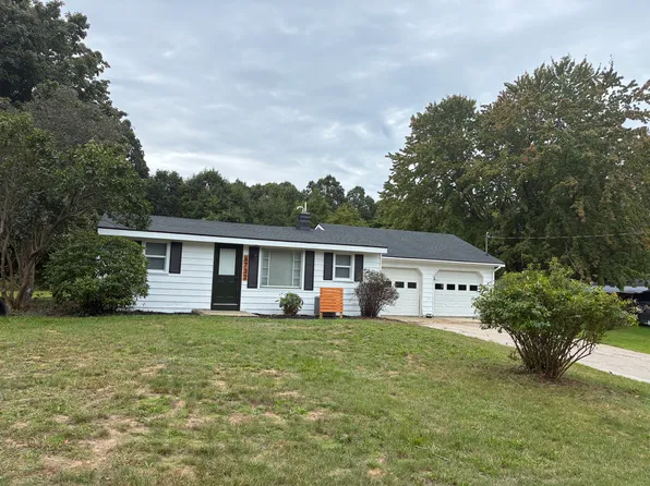 6732 126th Ave, Fennville, MI 49408
