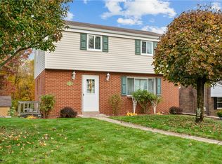 1027 Fiddleback Dr, Mc Kees Rocks, PA 15136