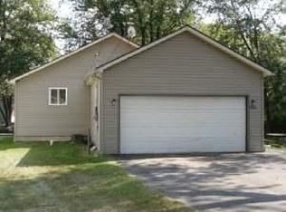 5105 Reymont Rd, Waterford, MI 48327