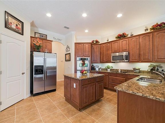 5th image of 3062 Santa Marcos Dr
