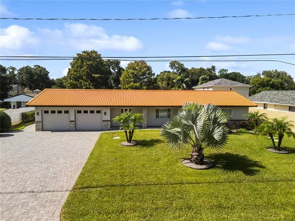 1010 EDGEWATER DRIVE, WINTER HAVEN, FL 33884