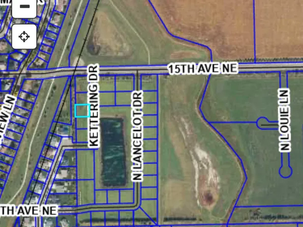 1415 Kettering Dr, Aberdeen, SD 57401