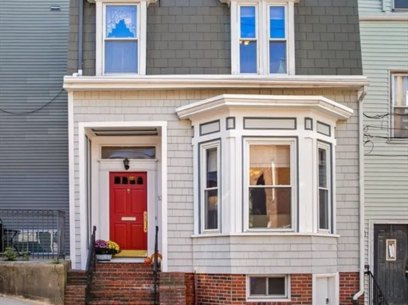 13 Pacific St, South Boston, MA 02127
