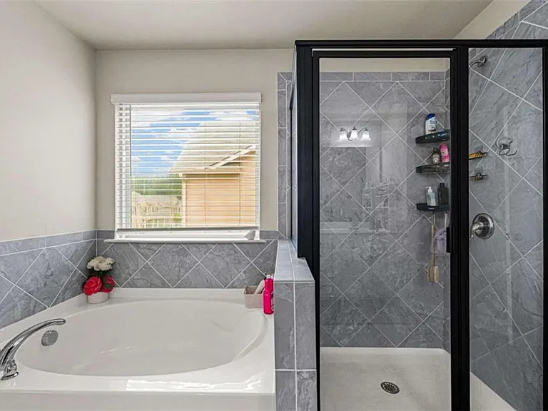 3748 Southfield Ct — Photo 13