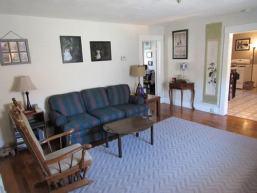 1017 Dayton St SW #2 Photo 1