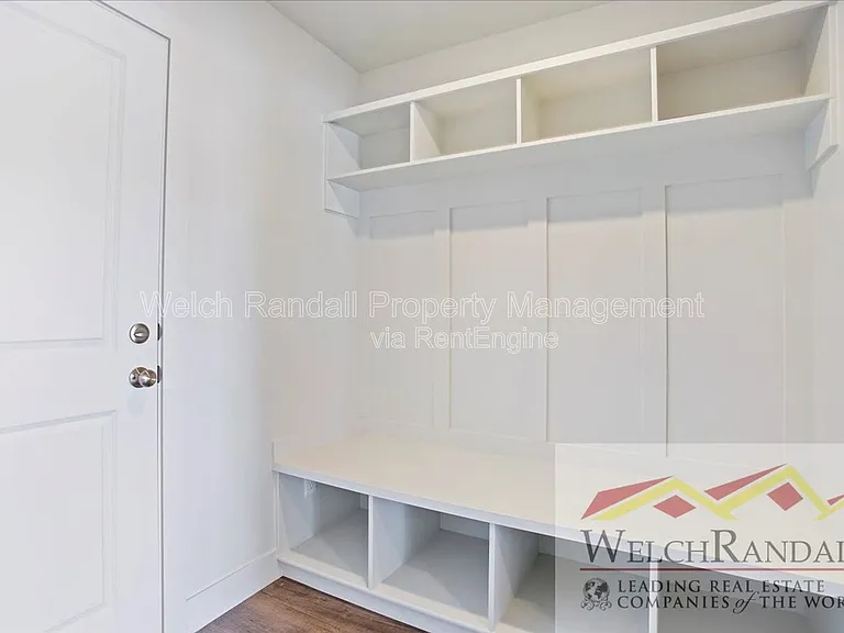 245 W 600 N — Photo 10