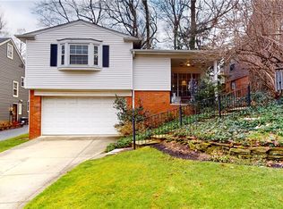 1243 Yellowstone Rd, Cleveland Heights, OH 44121
