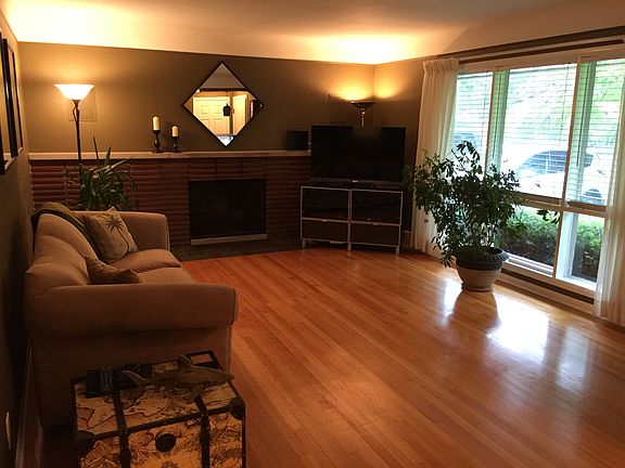 5th image of 28140 Kendallwood Dr