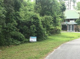102 Palmera Ln, Brunswick, GA 31525