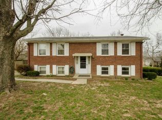 117 Dan Dr, Versailles, KY 40383