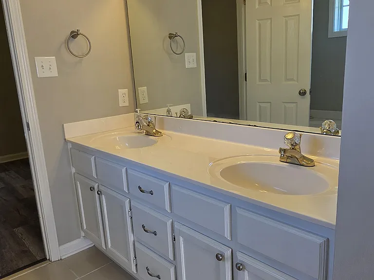 24 Richfield Cv — Photo 12