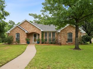 312 Bluffview Ct, Forney, TX 75126