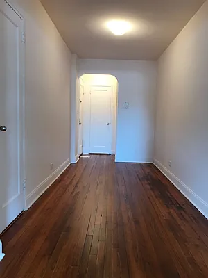 Rented by Kew Forest Realty Inc | media 20