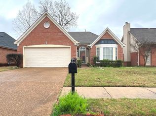 9347 Garden Woods Dr, Cordova, TN 38016