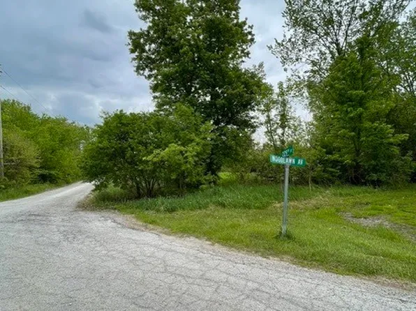 22839 Woodlawn Ave, Steger, IL 60475