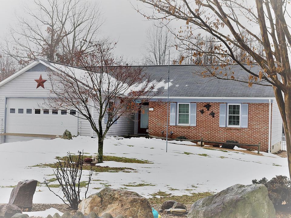 1st image of 319 Forest Springs Dr