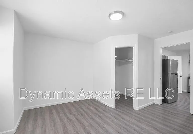 208 E Park St #A — Photo 14