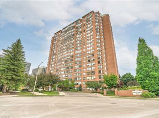 1270 Maple Crossing Blvd #1505, Burlington, ON L7S2J3