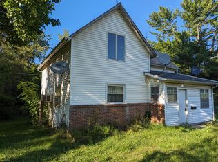 28005 New Castle Rd, Walhonding, OH 43843