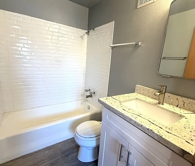 1122 Lafayette St S #4 — Photo 7