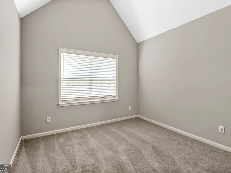 15 Abby Ct — Photo 32