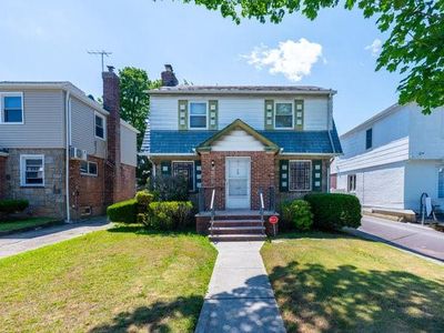 7318 180th Street, Flushing, NY, 11366