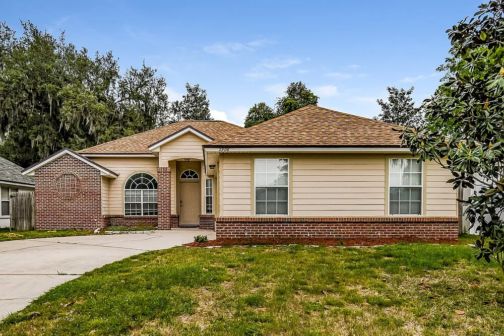 3 bed, 2.0 bath, 1674 sqft, $2,125 — Photo 1