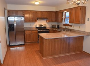 2142 Brooksboro Dr, Erie, PA