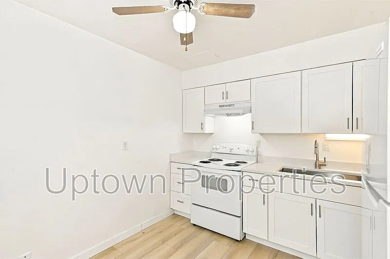 2 bed, 1.0 bath, 711 sqft, $1,545 — Photo 2