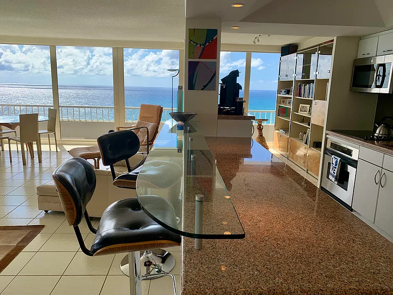 5540 N Ocean Dr #Penthouse A — Photo 13