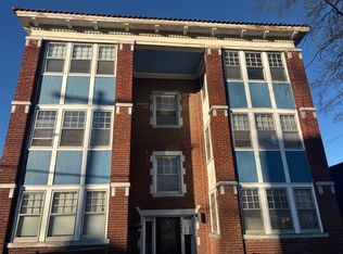 1606 W 39th St #4, Kansas City, MO 64111
