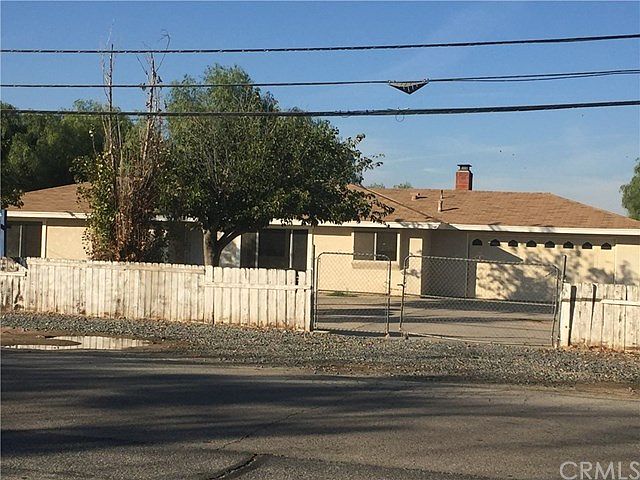 2nd image of 640 Orange Ave