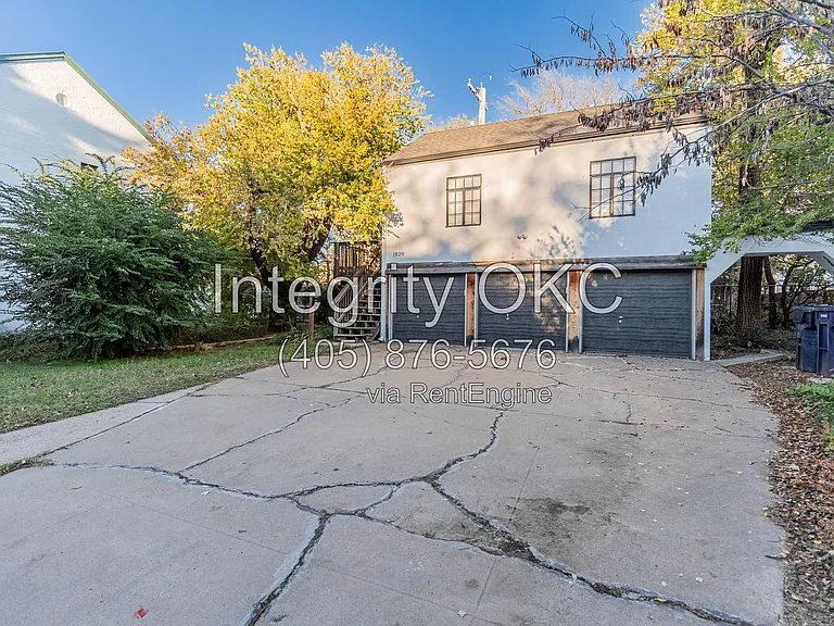 1828 Carey Pl — Photo 2