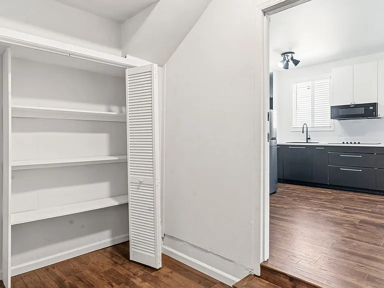 290 Holyoke St — Photo 30