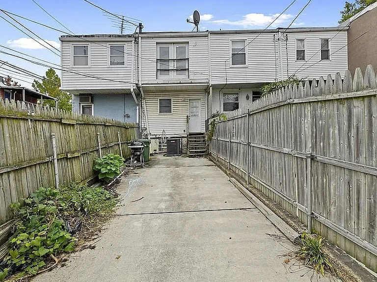 627 S Dean St — Photo 23