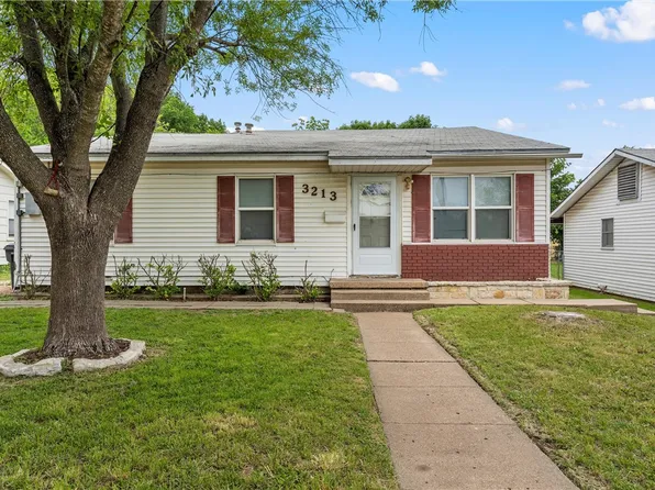 3213 N 22nd St, Waco, TX 76708