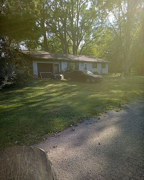 1st image of 2348 Virginia Ave