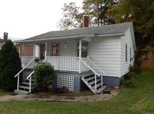 116 Vaughan St, Fries, VA 24330