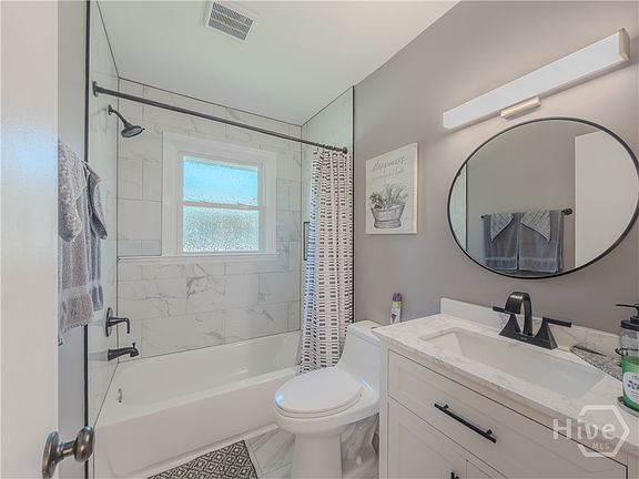 5th image of 324 E Broad Street