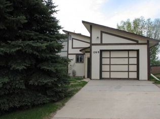 1269 Sweetwater Rd, Douglas, WY 82633