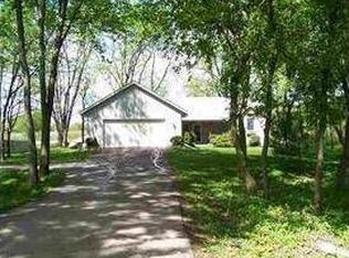 5701 W Fenrick Rd, Janesville, WI 53548