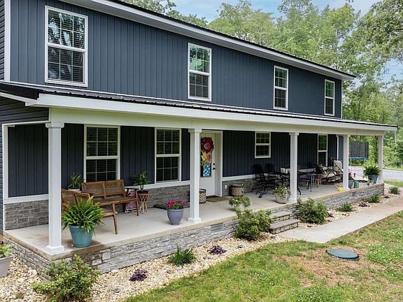 2nd image of 856 Yarborough Dr