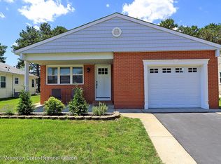 7 Tapola Rd, Toms River, NJ 08757