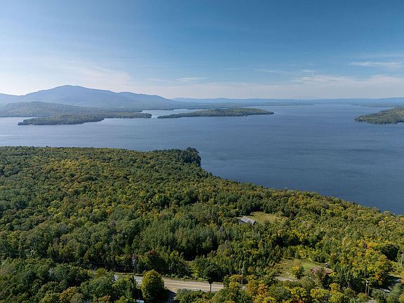 3rd image of L12 & L12A Lily Bay Road